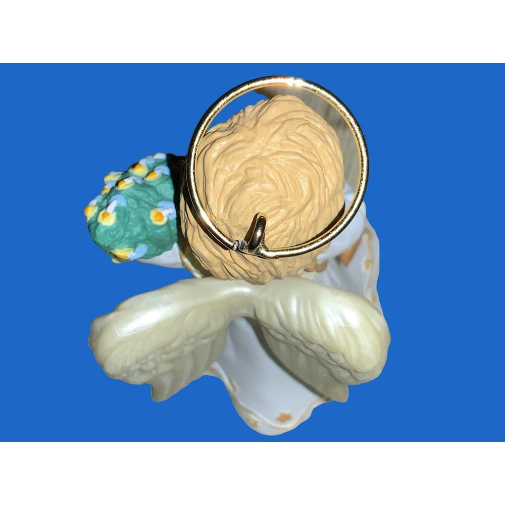 Hallmark 1996 Christkindl  Christmas Visitors Angel Ornament #2 in Series - Picture 8 of 13